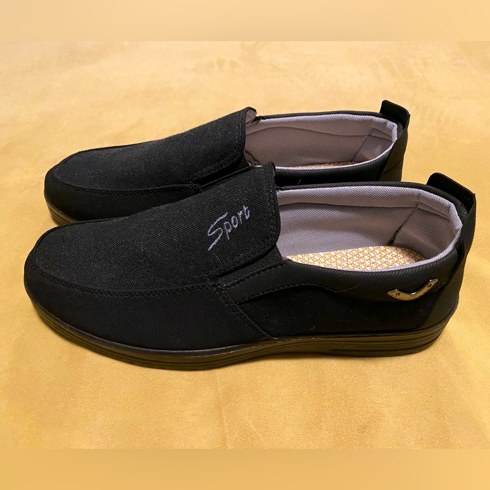 Men’s Black Casual Dress/Slipper Size 11.5